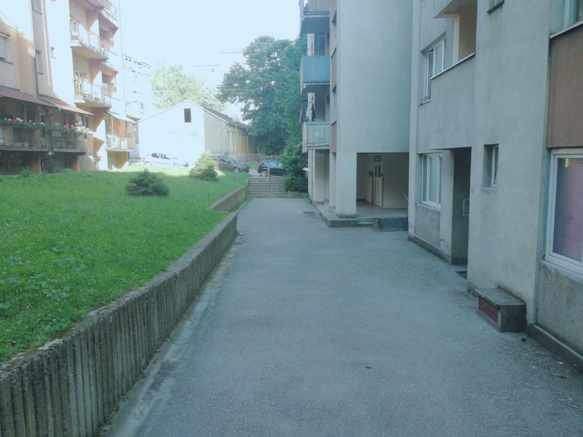 Stan Na Dan Apartman 31 Ужице Экстерьер фото